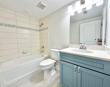 1825 Riverside Drive - Photo Thumbnail 11
