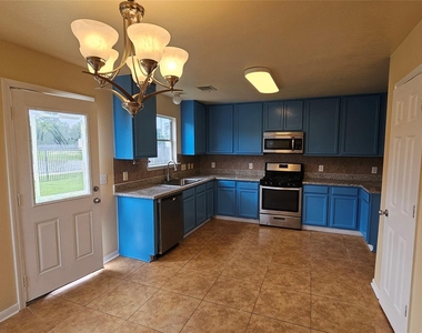 22135 Greengate Drive - Photo Thumbnail 1