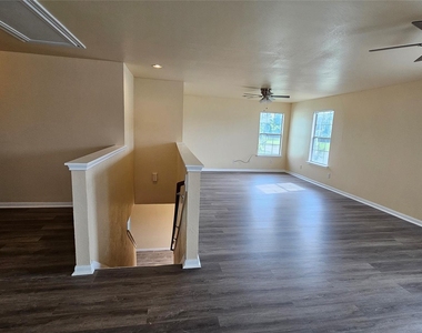 22135 Greengate Drive - Photo Thumbnail 29