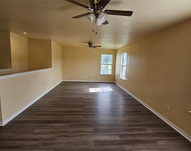 22135 Greengate Drive - Photo Thumbnail 24