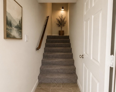 3215 Patagonia Street - Photo Thumbnail 11
