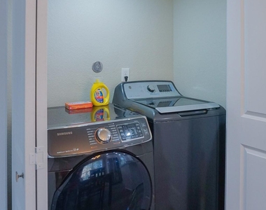 3703 Market Street - Photo Thumbnail 4