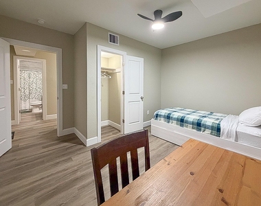 3703 Market Street - Photo Thumbnail 17