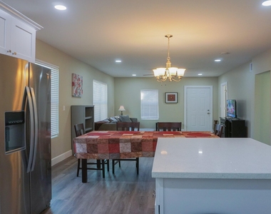 3703 Market Street - Photo Thumbnail 7