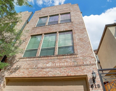 618 Asbury Street - Photo Thumbnail 2