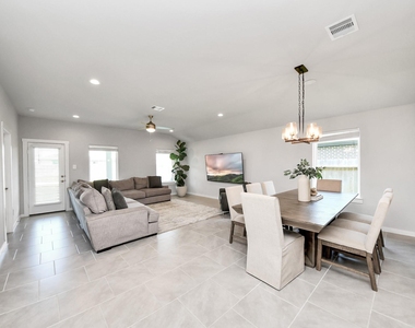 3306 Dagostino Creek Drive - Photo Thumbnail 22