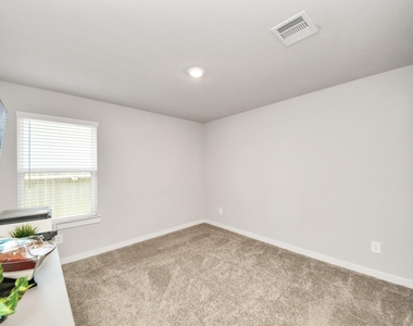 3306 Dagostino Creek Drive - Photo Thumbnail 11