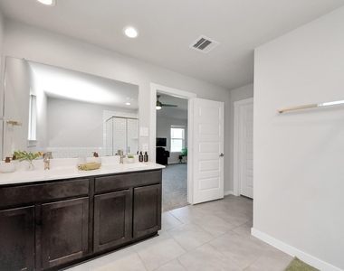3306 Dagostino Creek Drive - Photo Thumbnail 36