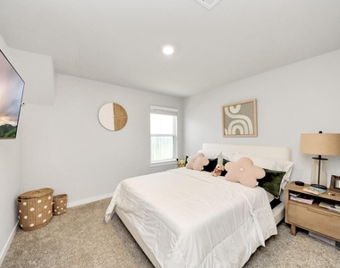 3306 Dagostino Creek Drive - Photo Thumbnail 13