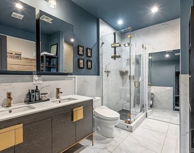 586 Quincy Street - Photo Thumbnail 8