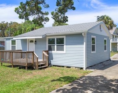 5535 Pasco Way - Photo Thumbnail 2