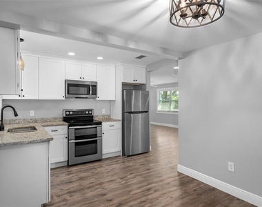 5535 Pasco Way - Photo Thumbnail 14