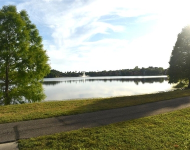 9078 Lake Chase Island Way - Photo Thumbnail 32