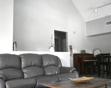 9078 Lake Chase Island Way - Photo Thumbnail 7