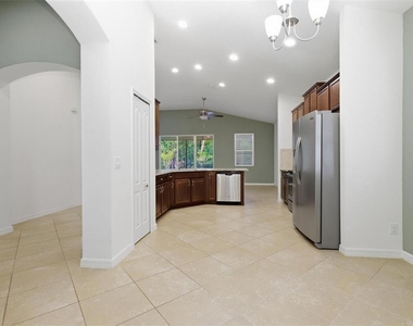 740 Preakness Circle - Photo Thumbnail 8