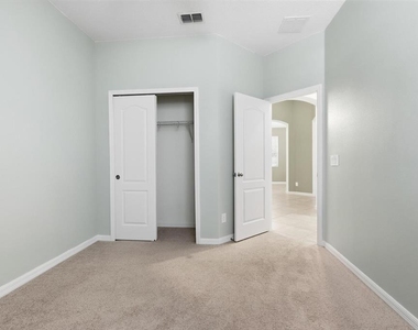 740 Preakness Circle - Photo Thumbnail 20
