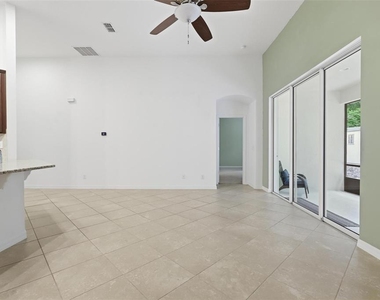740 Preakness Circle - Photo Thumbnail 12