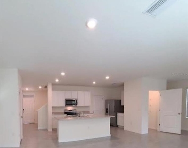 7768 Cypress Walk Drive - Photo Thumbnail 5