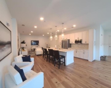 644 3rd Avenue S - Photo Thumbnail 44