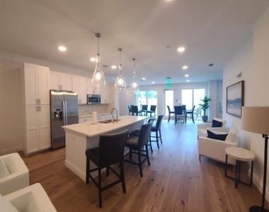 644 3rd Avenue S - Photo Thumbnail 43
