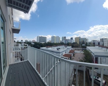 644 3rd Avenue S - Photo Thumbnail 39