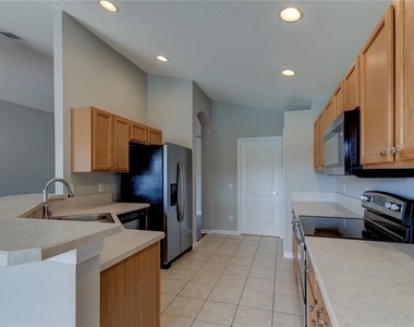 18829 Maisons Drive - Photo Thumbnail 29