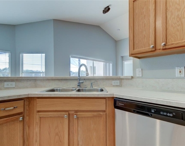 18829 Maisons Drive - Photo Thumbnail 33
