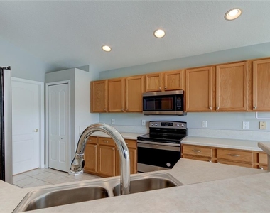 18829 Maisons Drive - Photo Thumbnail 27