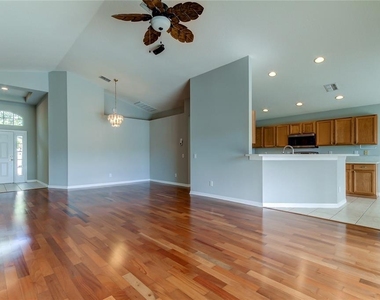 18829 Maisons Drive - Photo Thumbnail 21