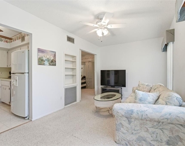2386 Sumatran Way - Photo Thumbnail 21