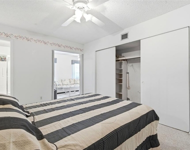 2386 Sumatran Way - Photo Thumbnail 15