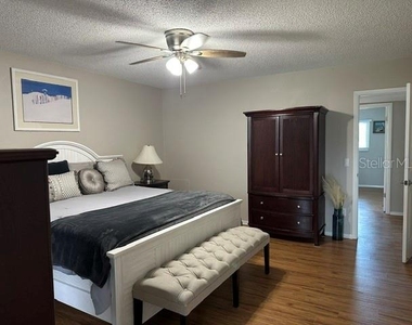 2405 Franciscan Drive - Photo Thumbnail 12