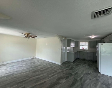 5865 92nd Avenue N - Photo Thumbnail 1