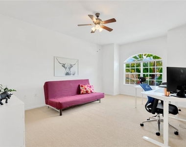 8307 Manor Club Circle - Photo Thumbnail 23