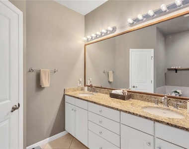 8307 Manor Club Circle - Photo Thumbnail 26