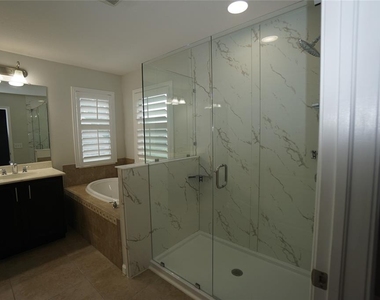 7303 S Shamrock Road - Photo Thumbnail 19