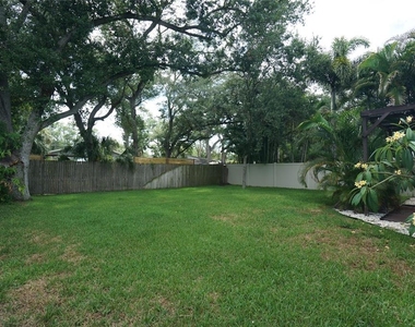 7303 S Shamrock Road - Photo Thumbnail 32