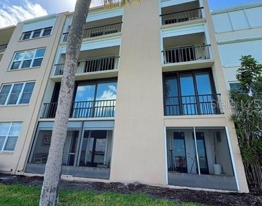 7920 Sun Island Drive S - Photo Thumbnail 1