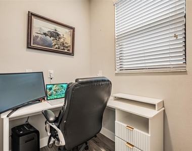 12316 Fitzroy Street - Photo Thumbnail 16