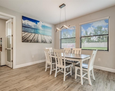 12316 Fitzroy Street - Photo Thumbnail 15