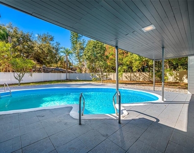 1932 Oro Court - Photo Thumbnail 11