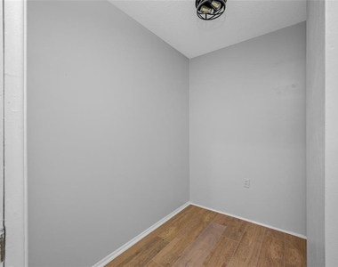 1932 Oro Court - Photo Thumbnail 58