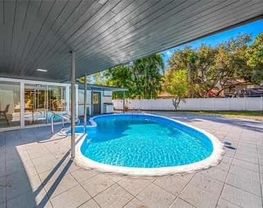 1932 Oro Court - Photo Thumbnail 9