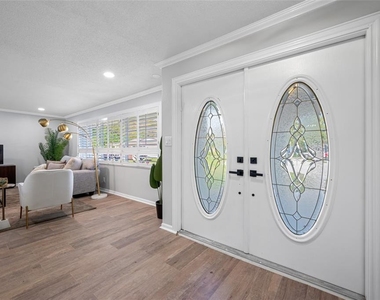 1932 Oro Court - Photo Thumbnail 12