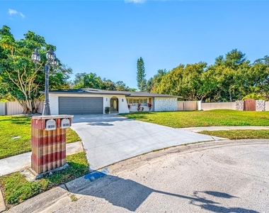 1932 Oro Court - Photo Thumbnail 2