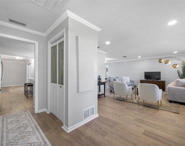 1932 Oro Court - Photo Thumbnail 14