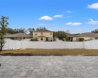 194 Argyll Drive - Photo Thumbnail 40