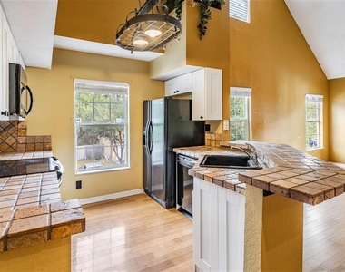 9156 Lake Chase Island Way - Photo Thumbnail 22