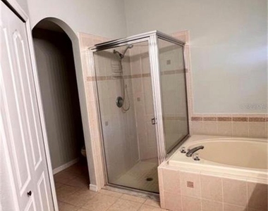 2709 Hawk Roost Court - Photo Thumbnail 8