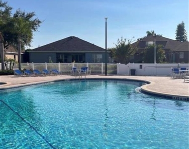 2709 Hawk Roost Court - Photo Thumbnail 16